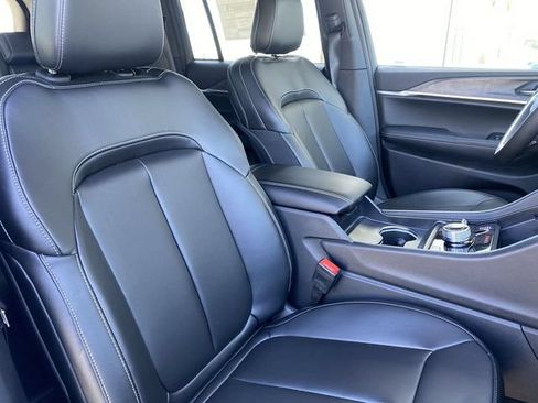 New 2024 Jeep Grand Cherokee Limited 4xe AWD/4WD image 11