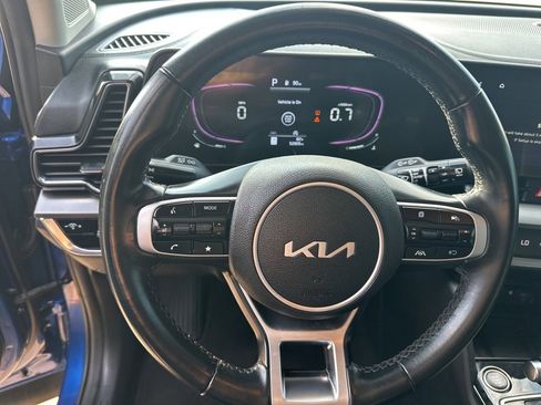 Used 2023 Kia Sportage EX image 8