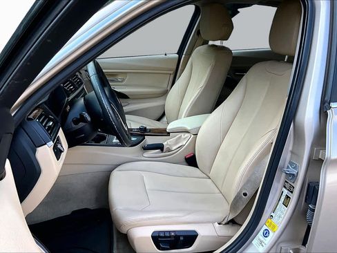 Used 2015 BMW 328i Sedan RWD image 8