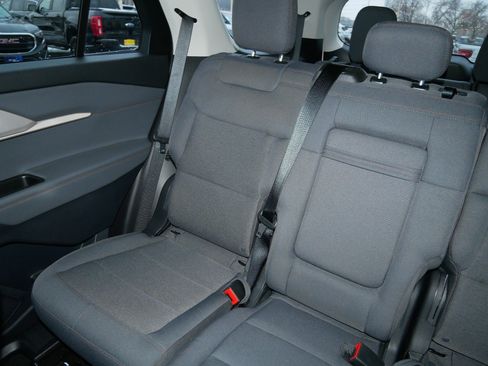 Used 2025 Ford Explorer Active image 12