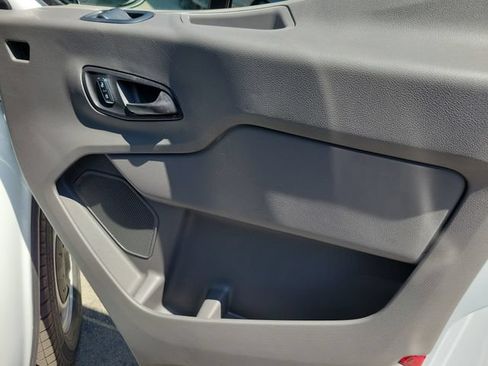 New 2026 Ford Transit 250 148 Medium Roof w/ Load Area Protection Package RWD image 6