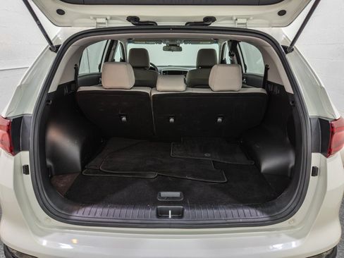 Used 2021 Kia Sportage LX FWD image 9