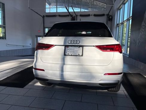 Used 2024 Audi Q3 2.0T Premium AWD/4WD image 7