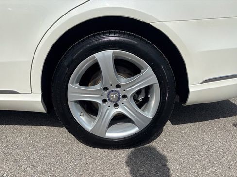 Used 2016 Mercedes-Benz E 350 4MATIC Sedan image 37
