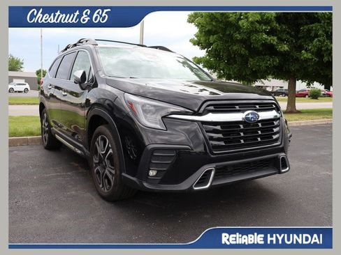 Used 2023 Subaru Ascent Touring AWD/4WD image 1
