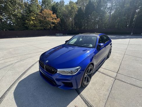 Used 2018 BMW M5 image 24