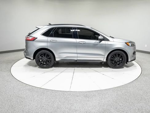 Used 2020 Ford Edge ST-Line FWD image 30
