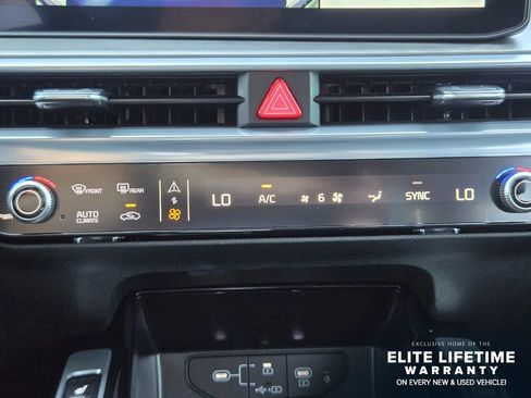 Used 2026 Kia Sorento SX Prestige AWD/4WD image 18
