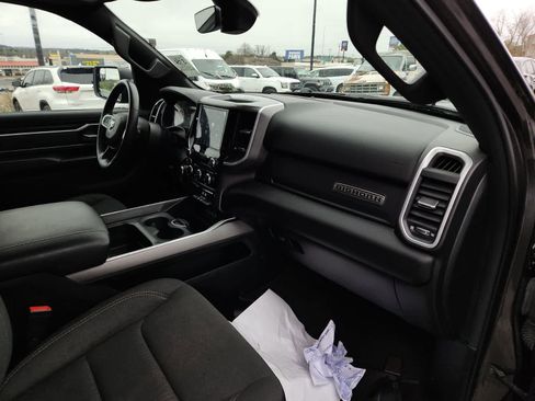 Certified 2022 RAM 1500 Big Horn image 17