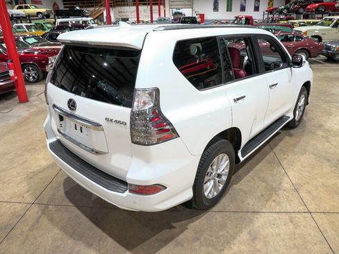 Used 2021 Lexus GX 460 Premium w/ Premium Package AWD/4WD image 17