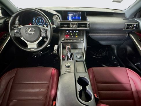 Used 2020 Lexus IS 300 F Sport w/ F Sport Package RWD image 27