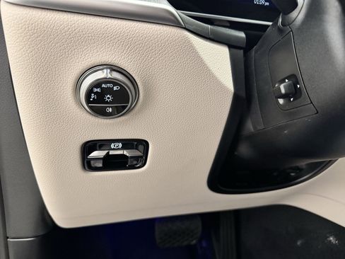 New 2026 Mercedes-Benz GLC 350e 4MATIC image 13