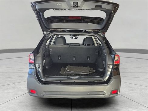 Used 2023 Subaru Outback Onyx Edition image 28