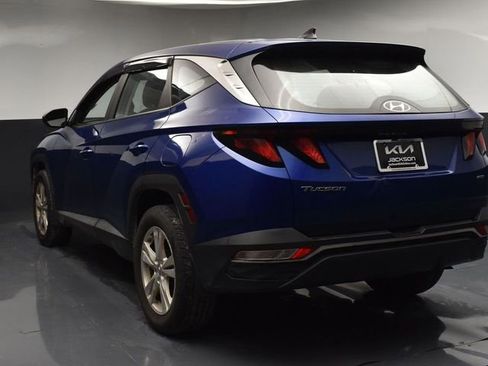 Used 2023 Hyundai Tucson SE AWD/4WD image 6