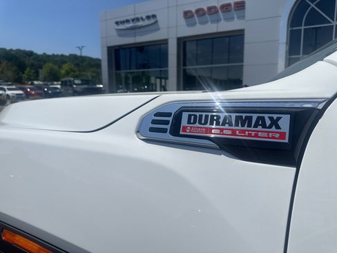 Used 2025 GMC Sierra 2500 Denali w/ Technology Package AWD/4WD image 13