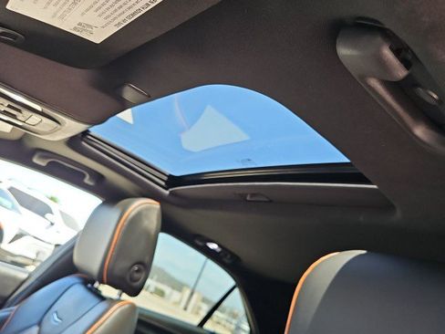 Used 2020 Cadillac CT4 V w/ Climate Package RWD image 19