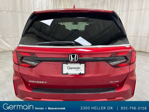 Used 2026 Honda Odyssey Elite image 7