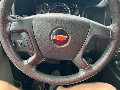 Used 2016 Chevrolet Express 2500 LT w/ LT Preferred Equipment Group RWD image 24