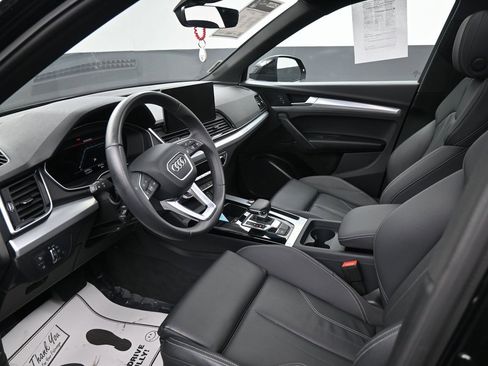Used 2025 Audi Q5 2.0T Premium image 29