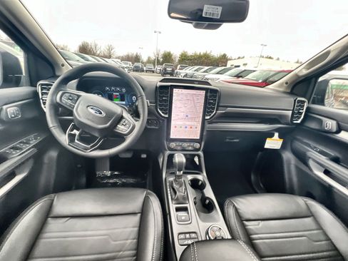 New 2025 Ford Ranger Lariat w/ FX4 Off-Road Package image 23