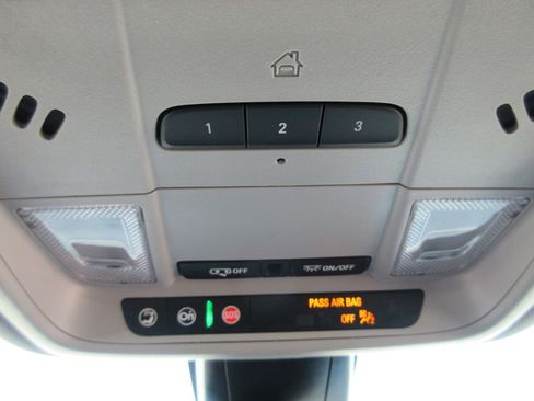 Used 2024 Chevrolet Blazer LT w/ Convenience Package image 31