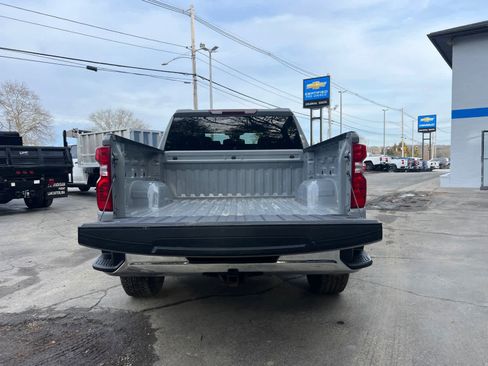Used 2024 Chevrolet Silverado 1500 LT image 39