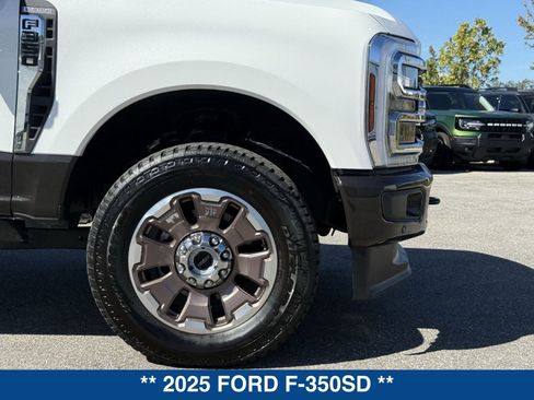 New 2025 Ford F350 King Ranch w/ FX4 Off-Road Package image 12