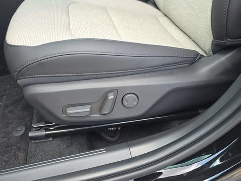 New 2026 Kia Niro SX Touring FWD image 21