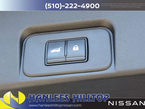 Used 2025 Nissan Rogue SV FWD image 11