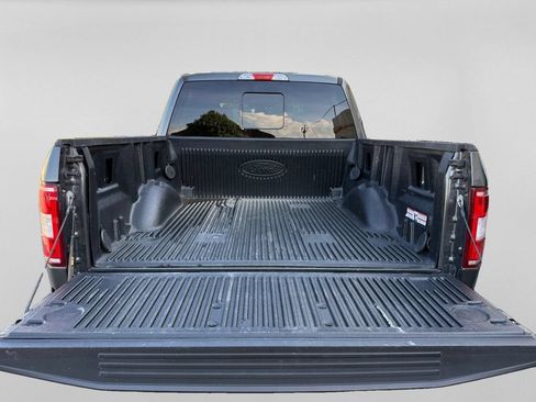 Used 2018 Ford F150 XLT w/ Equipment Group 302A Luxury AWD/4WD image 31
