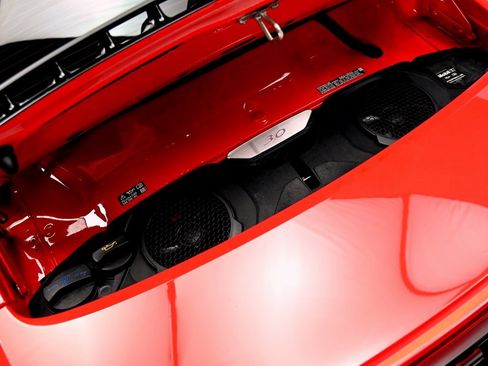 Used 2025 Porsche 911 Carrera image 30