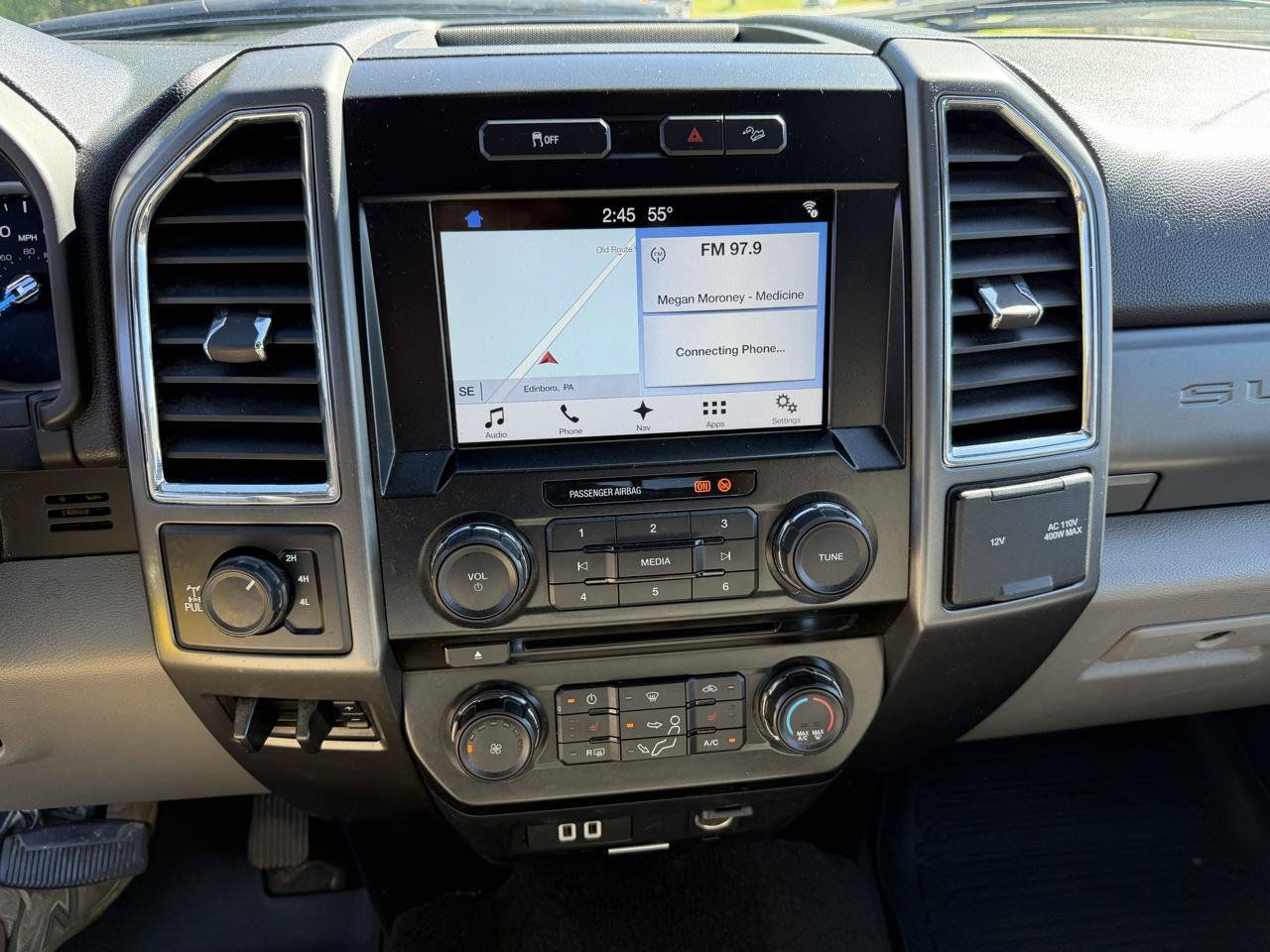 Used 2017 Ford F250 XLT w/ XLT Premium Package AWD/4WD image 30