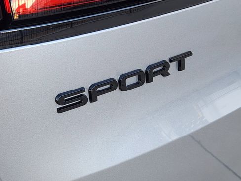 New 2025 Land Rover Range Rover Sport Dynamic SE image 12