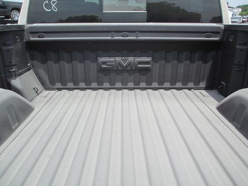 New 2026 GMC Sierra 1500 Denali AWD/4WD image 9