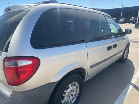 Used 2007 Dodge Caravan SE w/ Popular Equipment Group I image 3