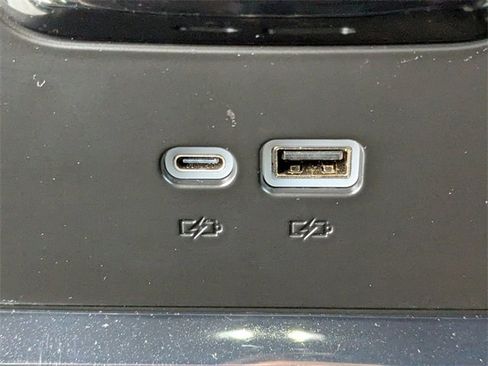 Used 2024 GMC Sierra 2500 AT4 w/ AT4 Preferred Package image 14