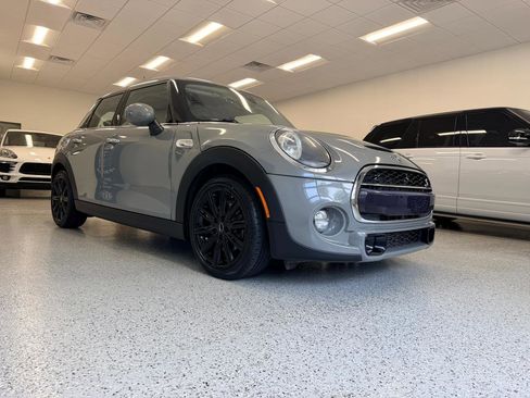 Used 2019 MINI Cooper S FWD image 11