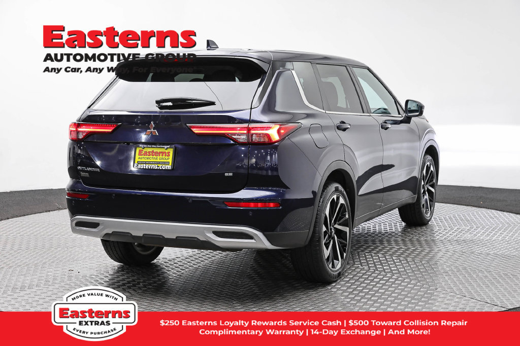 Used 2024 Mitsubishi Outlander SE FWD image 6