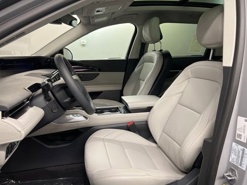 Used 2026 Lincoln Nautilus Premier w/ Equipment Group 102A image 29