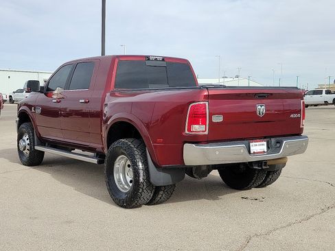 Used 2018 RAM 3500 Laramie Longhorn image 3