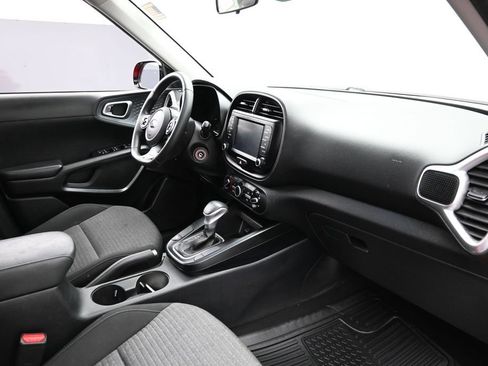 Used 2021 Kia Soul GT-Line FWD image 35