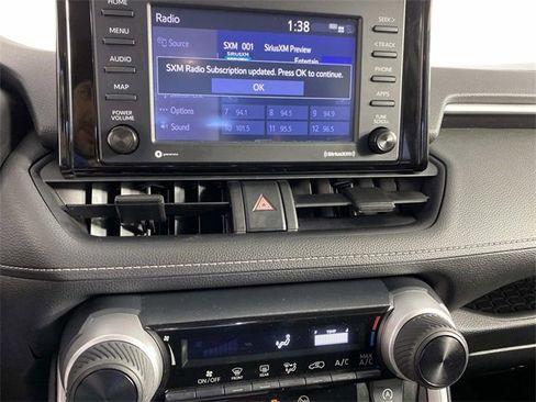 Used 2022 Toyota RAV4 LE image 20
