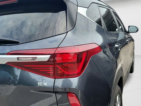 Used 2021 Kia Seltos EX AWD/4WD image 12