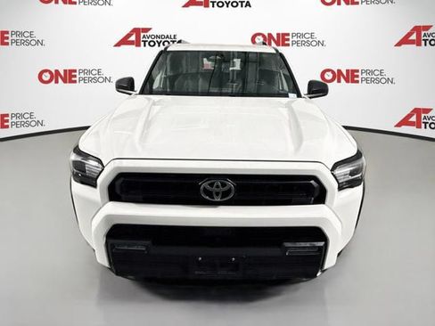 Certified 2026 Toyota 4Runner SR5 AWD/4WD image 3
