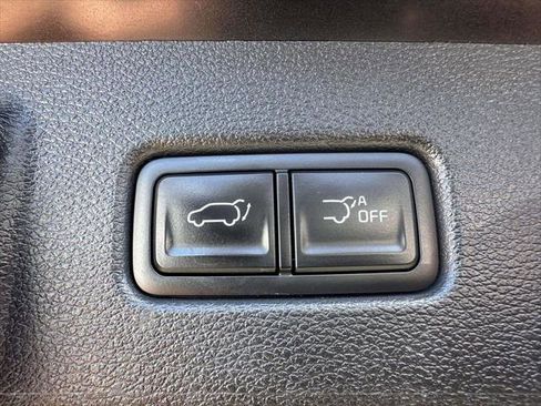 Used 2023 Kia Telluride EX w/ EX Captain's Chair Package image 13