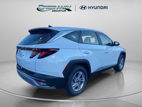 New 2026 Hyundai Tucson SE image 9