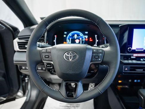 New 2026 Toyota Camry SE image 30