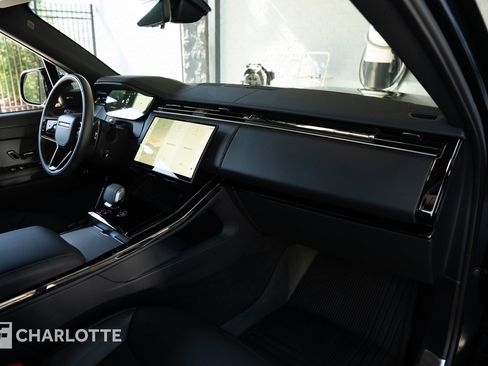 Used 2025 Land Rover Range Rover Sport Dynamic SE image 26