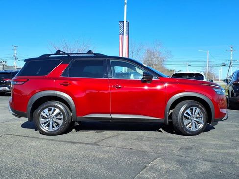 Certified 2023 Nissan Pathfinder SL AWD/4WD image 2