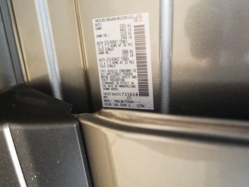 Used 2026 Nissan Rogue S FWD image 38